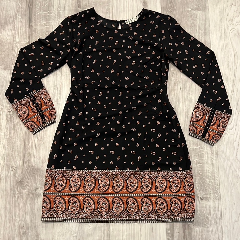 Women’s dress